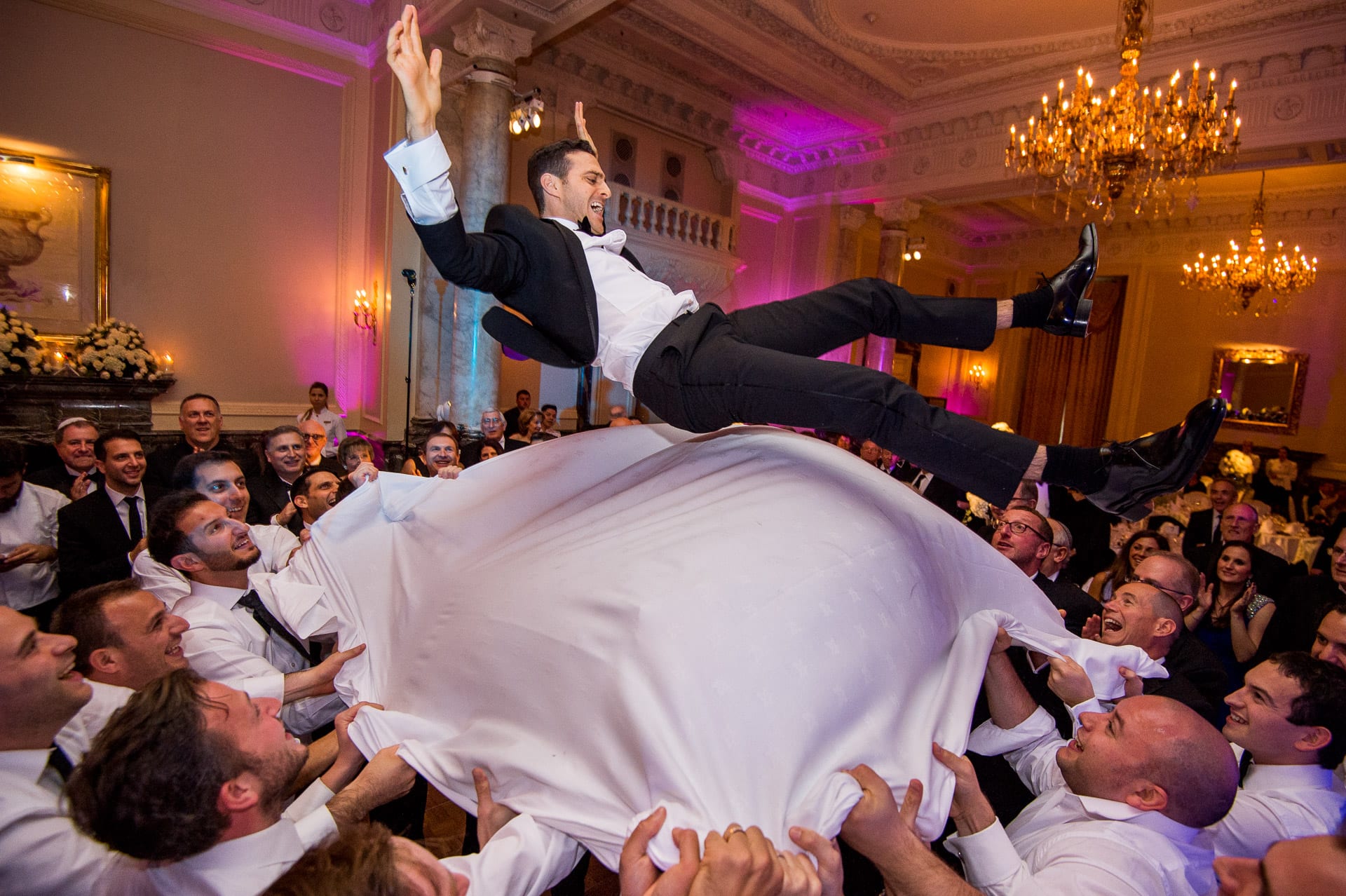 Jewish dancing at The Landmark hotel