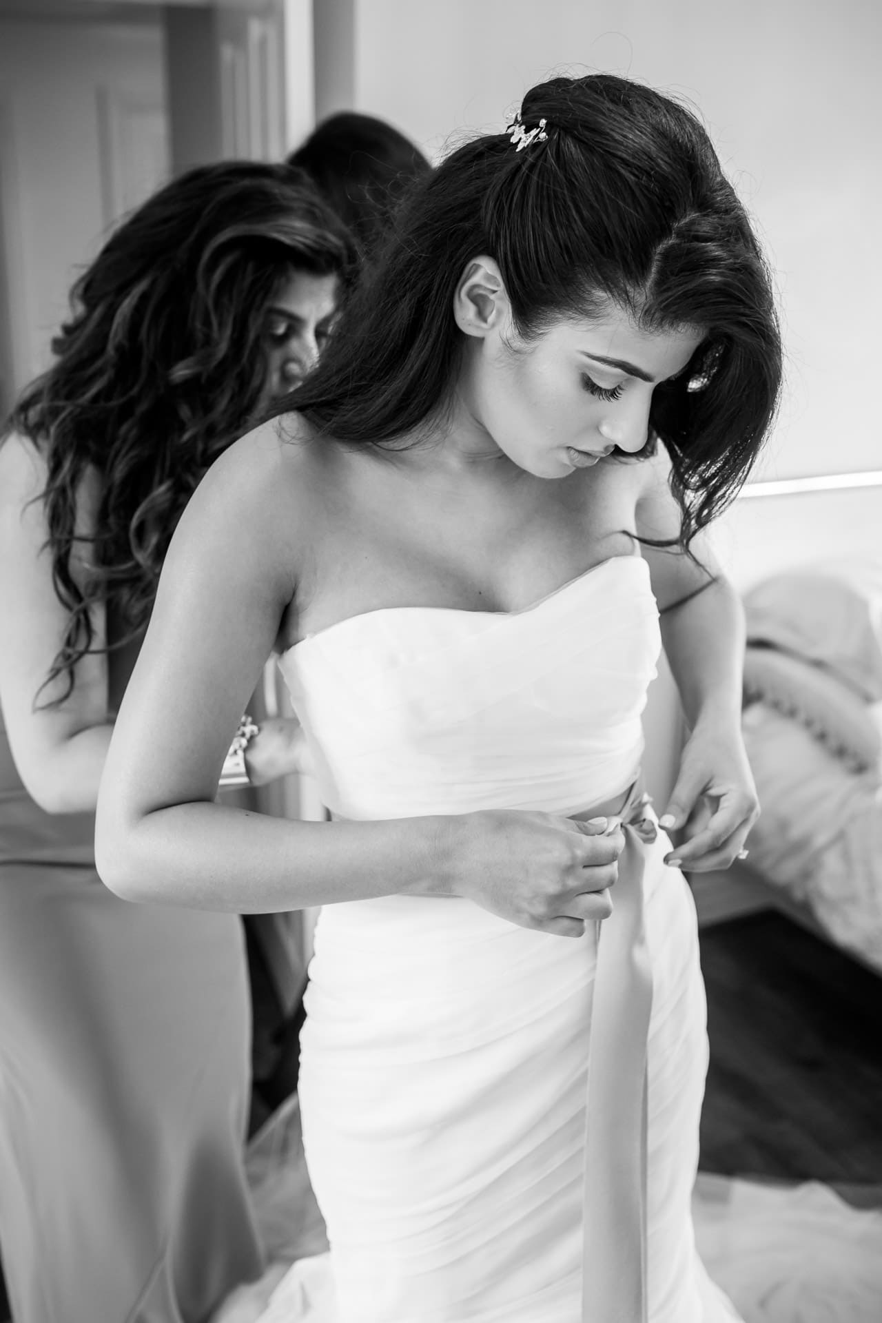stunning greek bride getting ready