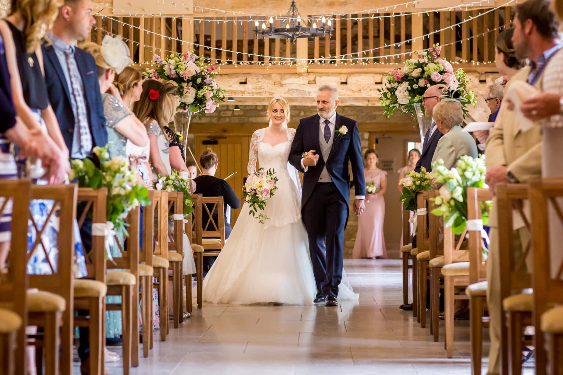 barn wedding in the Cotswolds