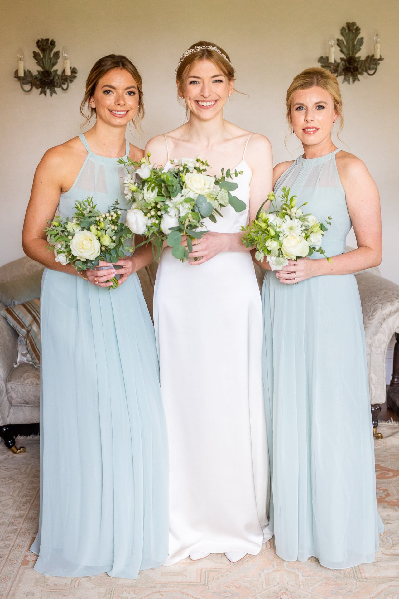 bridesmaids in aqua dresses