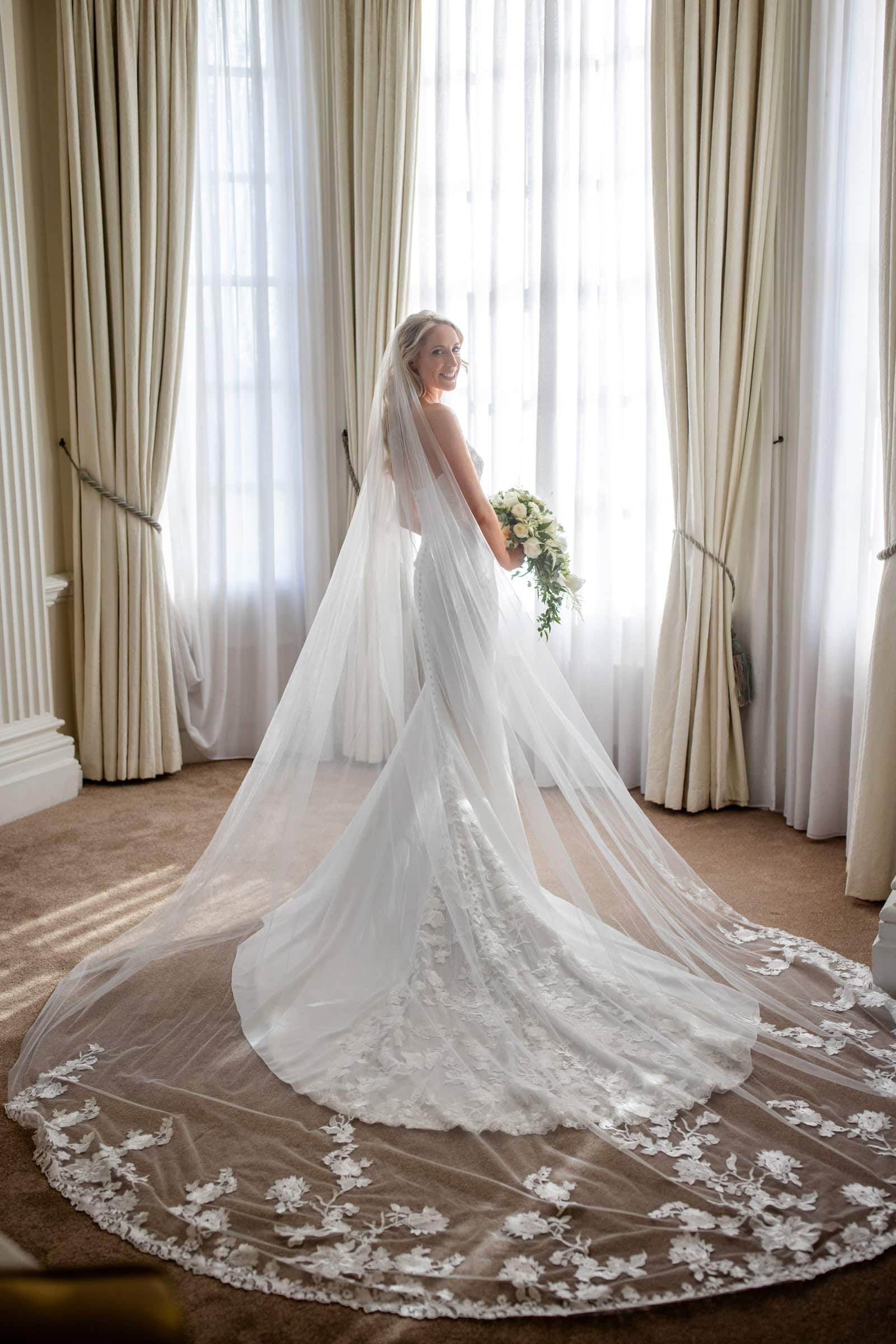 bridal portrait in Lavinia Suite